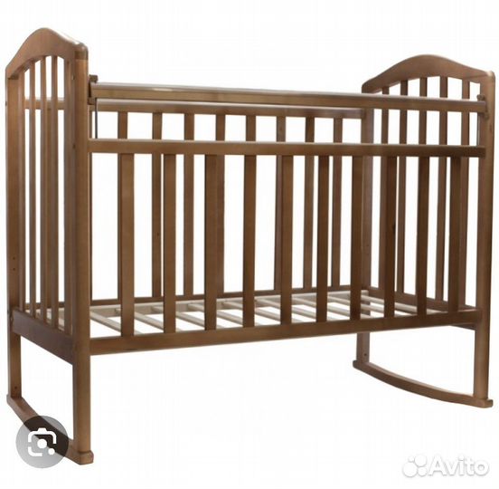 Детская кроватка деревянная с матрасом