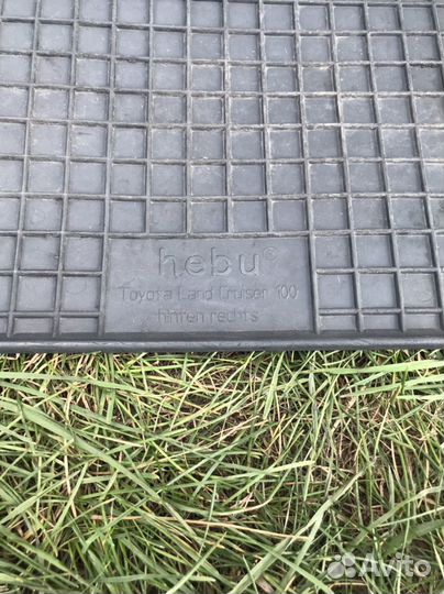 Задние коврики резиновые