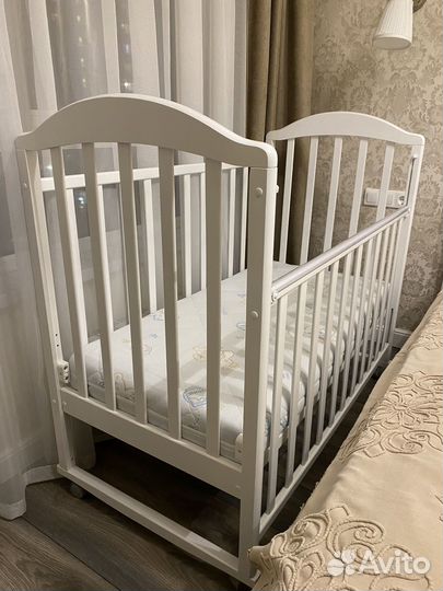 Детская кроватка 120/60