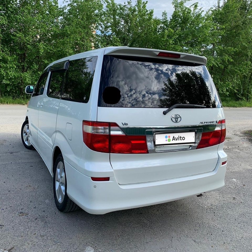 Toyota Alphard: фото владельца