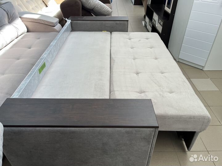 Диван мягкий