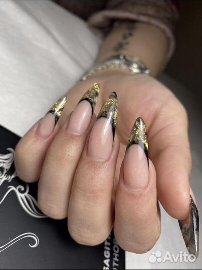 Наращивание ногтей. Выкладной френч