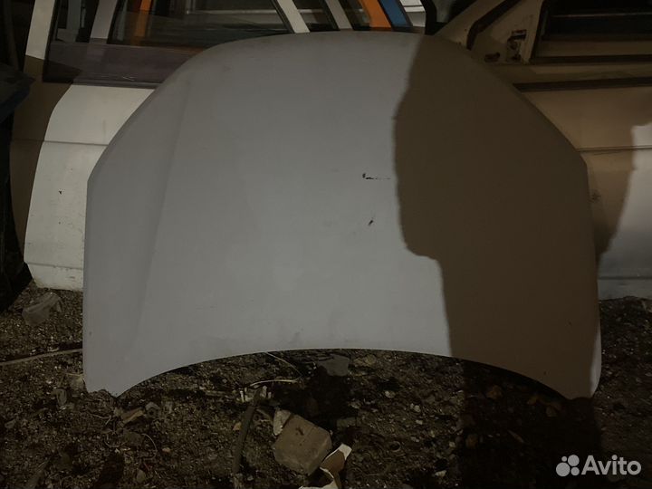 Капот granta фл