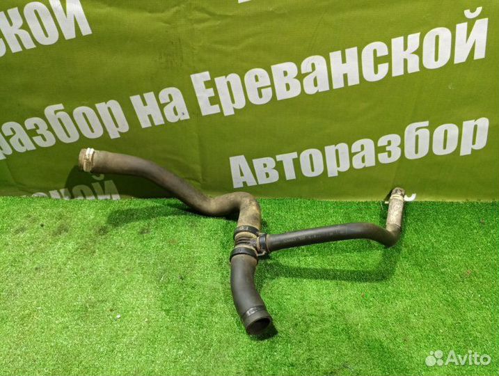 Патрубок системы охлаждения Renault Sandero K7J710