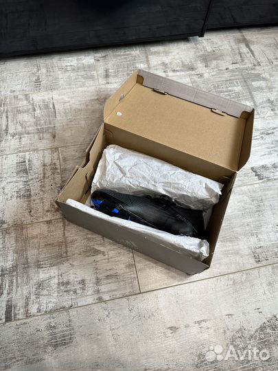 Бутсы adidas predator 39 размер