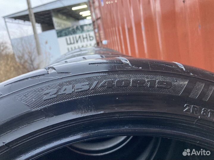 Bridgestone Potenza RE003 Adrenalin 245/40 R19 98W