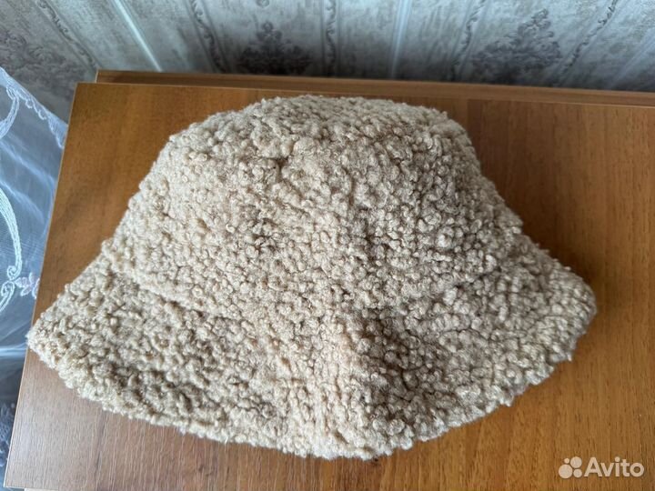 Шапка женская двусторонняя новая, модная