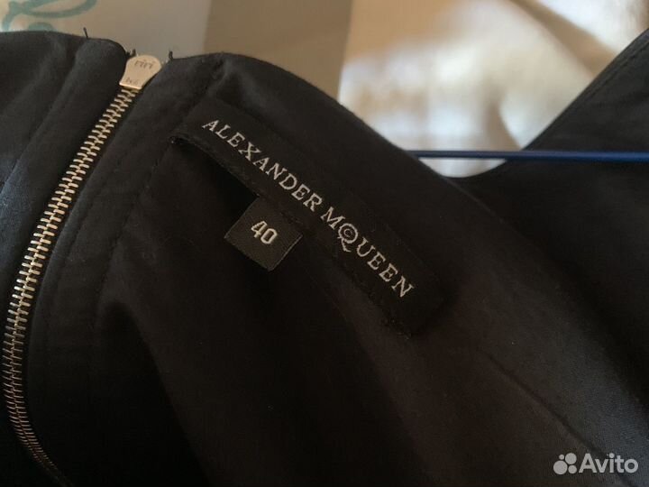 Платье Alexander Mqueen 40