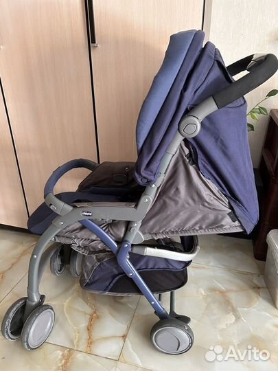 Коляска Chicco