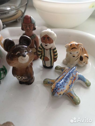 Статуэтки фарфровые, декоративные подвески