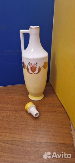 Фарфоровый кувшин СССР