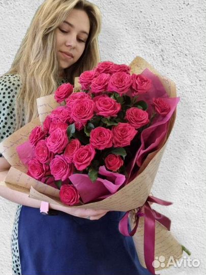 Букеты из кустовых пионовидных роз