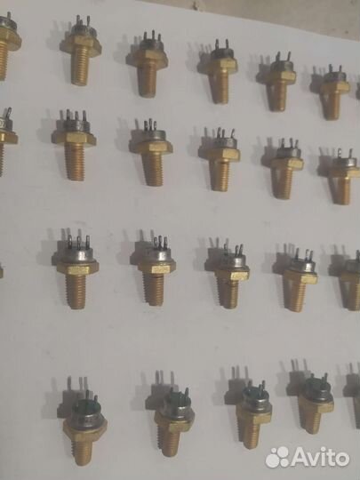 Транзисторы кт 907А, 606б