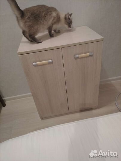 Шкаф напольный