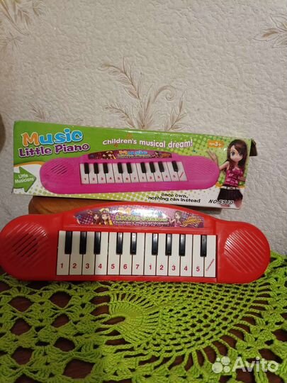 Детское музыкальное пианино
