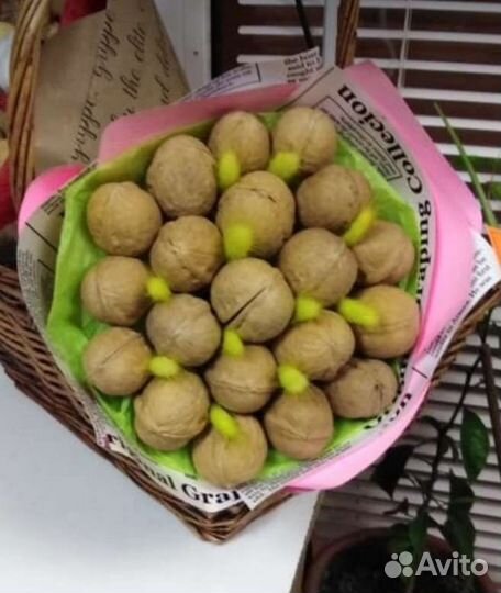 Букеты с орехов и сухофруктов