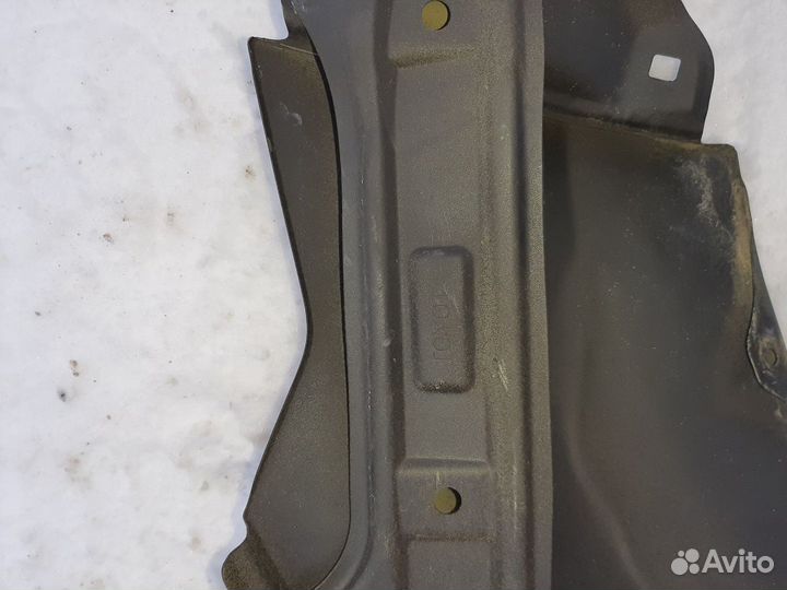 Крыло переднее левое toyota corolla E180 б/у