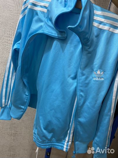 Спортивный костюм adidas