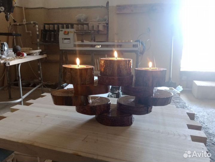 Декоративный деревянный подсвечник