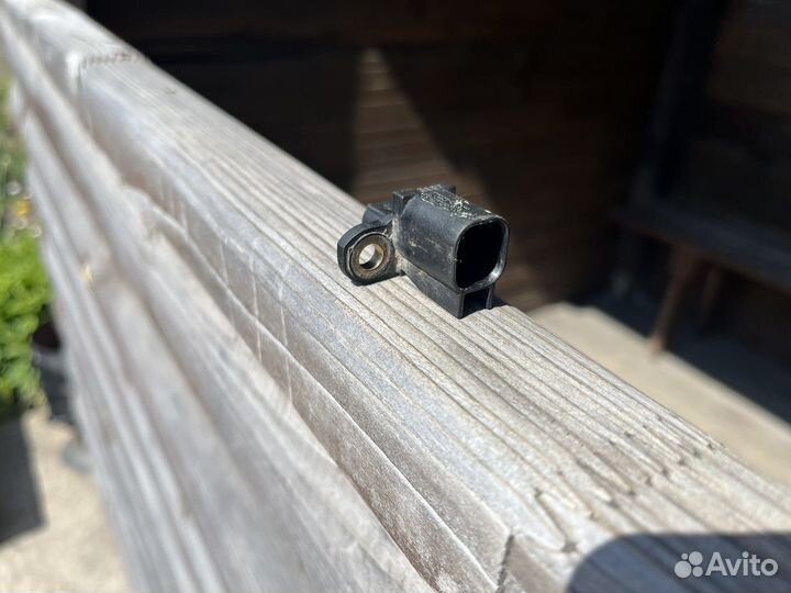 Задний датчик ABS Ford Focus 2 (2008 г)