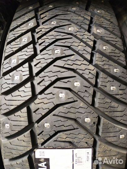 Yokohama Ice Guard IG65 245/40 R18