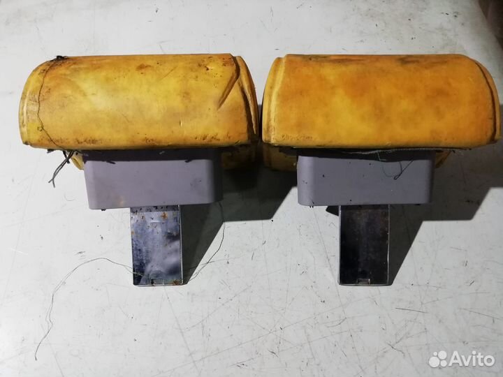 Подголовники заднего сиденья BMW 5 E34