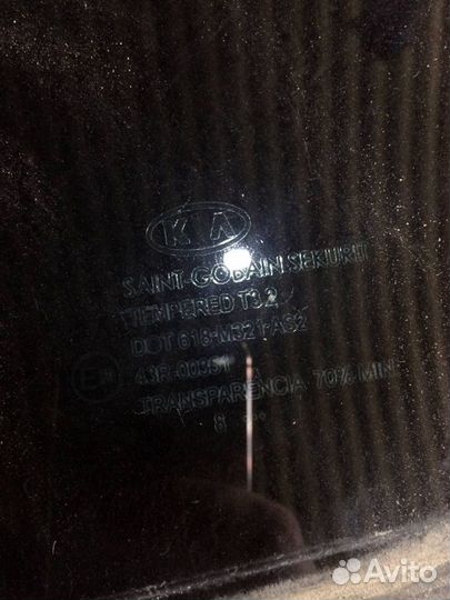Стекло задней левой двери Kia Ceed 1