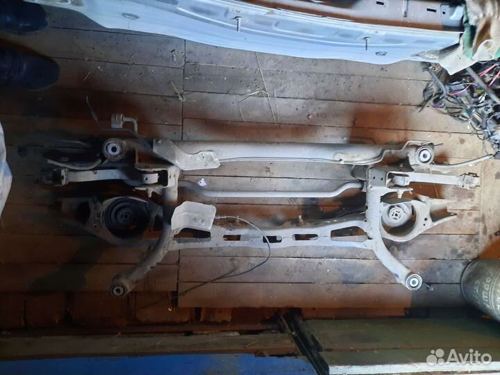 Задний подрамник Volkswagen passat b6