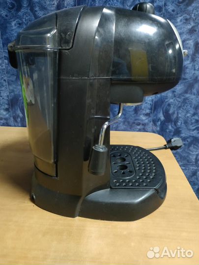 Кофеварка рожковая delonghi