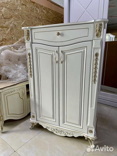 Обувница «Маркиза»