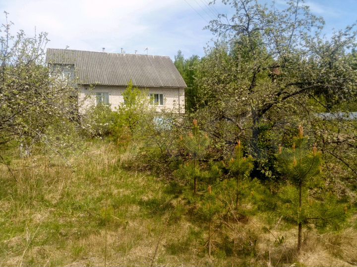 Дом 199 м² на участке 73 сот.