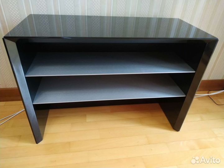 Тумба под телевизор