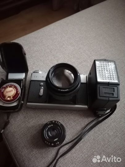 Плёночный фотоаппарат zenit e