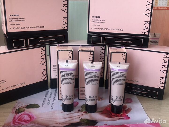 Матирующая тональная основа для нормальной кожи