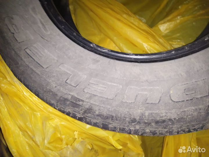 Bridgestone Dueler A/T 265/65 R17