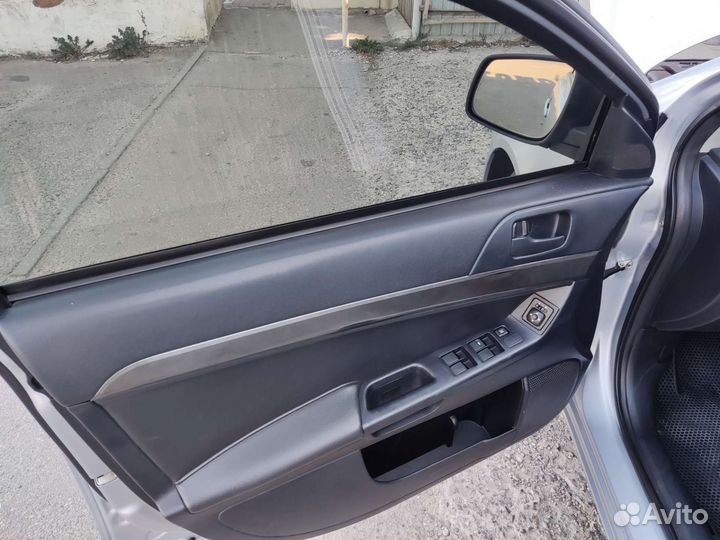 Mitsubishi Lancer 1.6 AT, 2012, 221 000 км