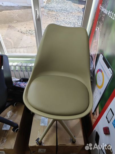 Компьютерный стул