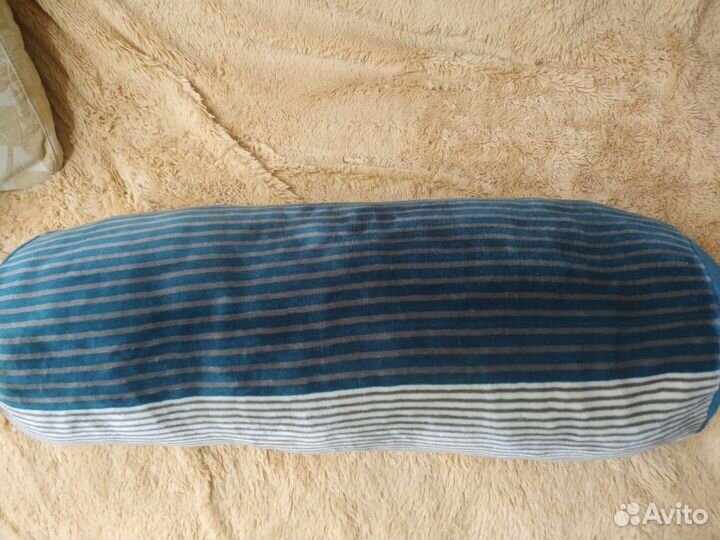 Подушка для изголовья кровати, 78х 29 новая