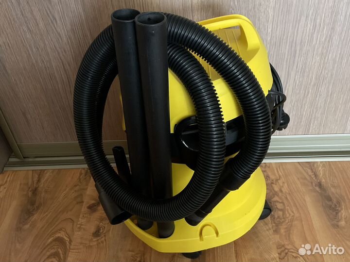 Пылесос Karcher wd2