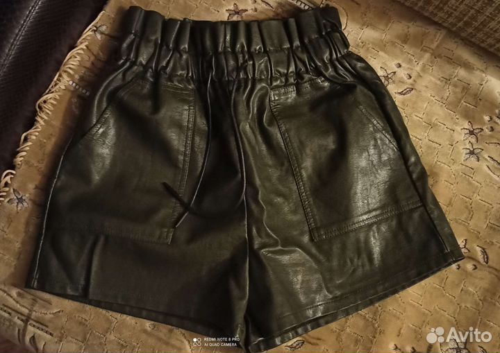 Кожаные шорты