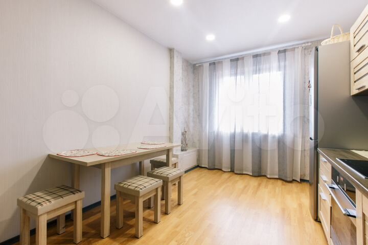 2-к. квартира, 61,6 м², 13/17 эт.