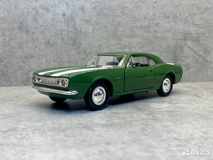 Коллекционная модель Chevrolet Camaro 1967 1:34