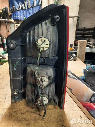 Nissan Pathfinder фонарь левый правый б.у оригинал