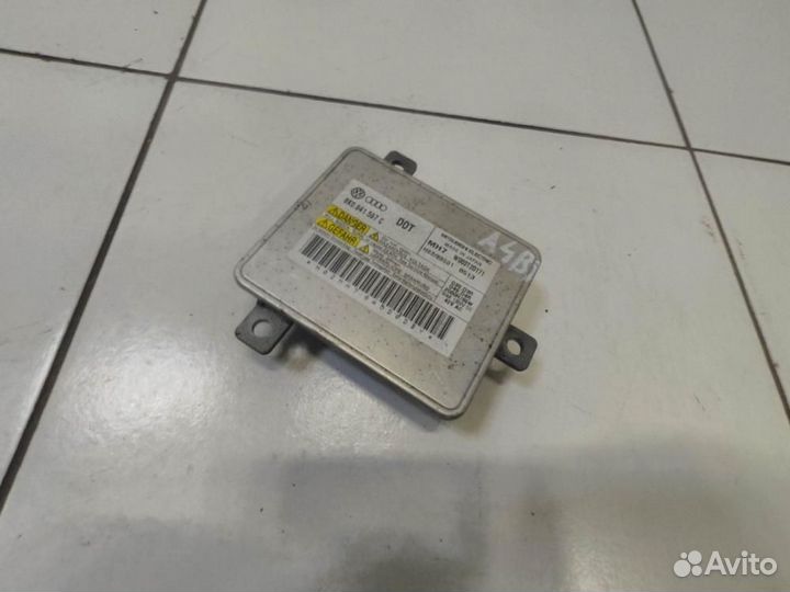 Блок управления светом Audi А4 В8 8K2
