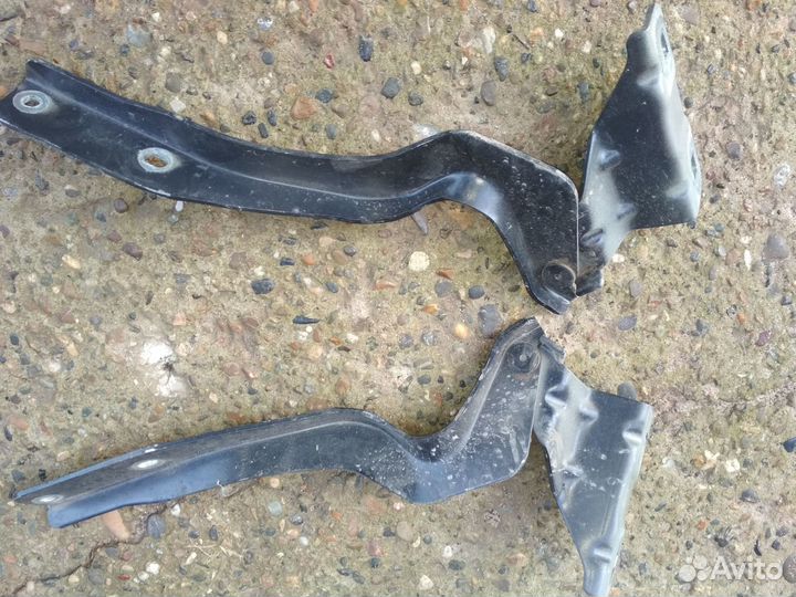 Петля капота nissan qashqai оригинал