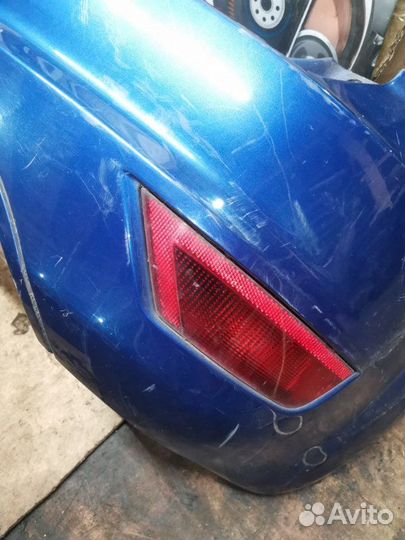 Бампер задний Ford Focus 2 хетчбек 3 двери 2.0