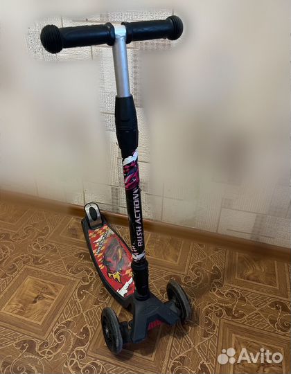 Самокат детский трехколесный