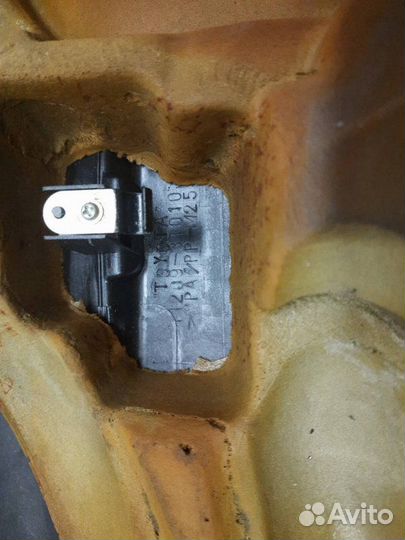 Крышка двигателя Lexus Gs430 GRS190 3grfe