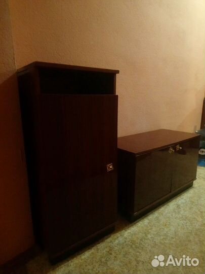 Тумба и шкафчик для прихожей 2шт