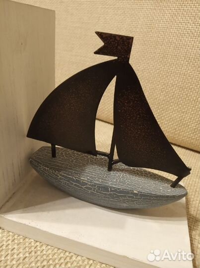 Подпорки для книг